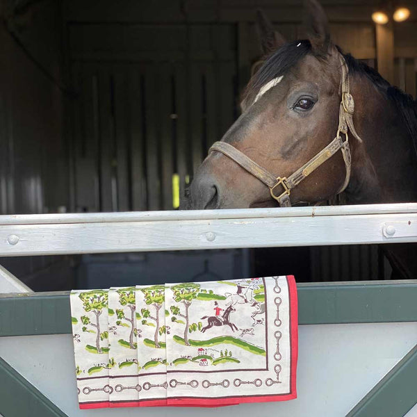 Hunt Scene Napkin set/4