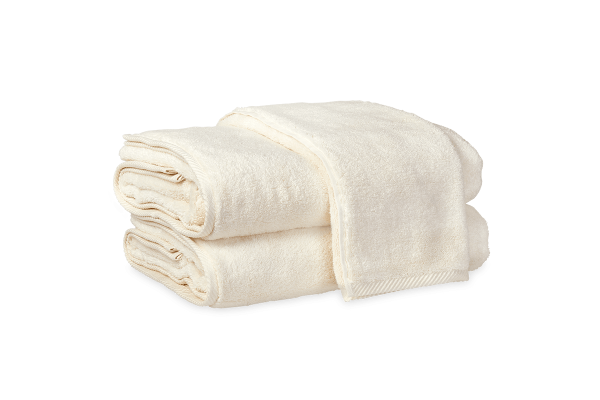 Matouk Milagro Collection Bath Towels - Plain – A Mano