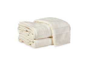 Matouk discount guest towels